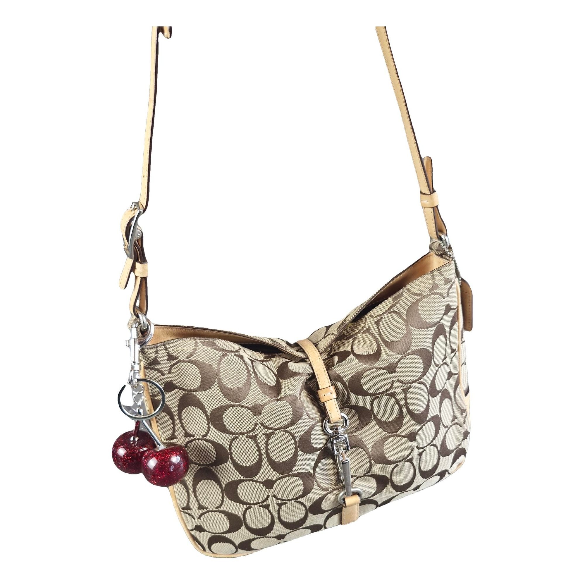 Signature Sufflette cloth handbag