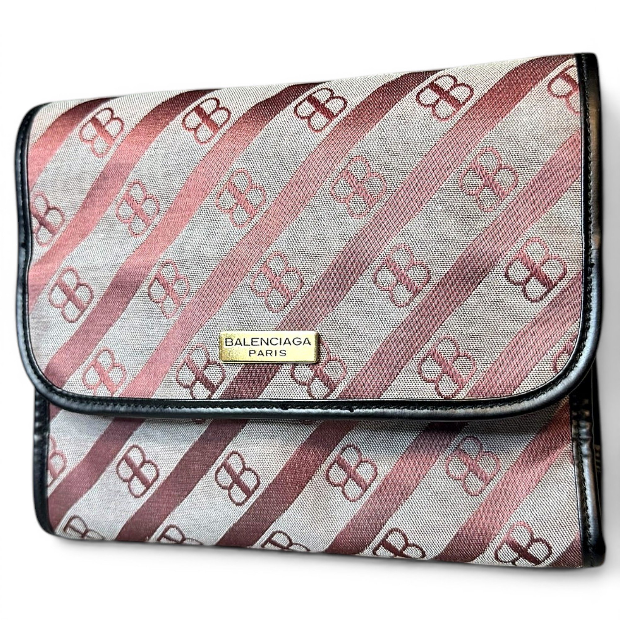Envelop cloth clutch bag