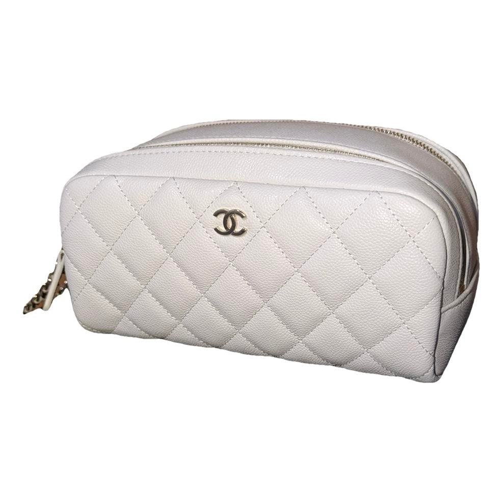 Chanel Leather clutch bag