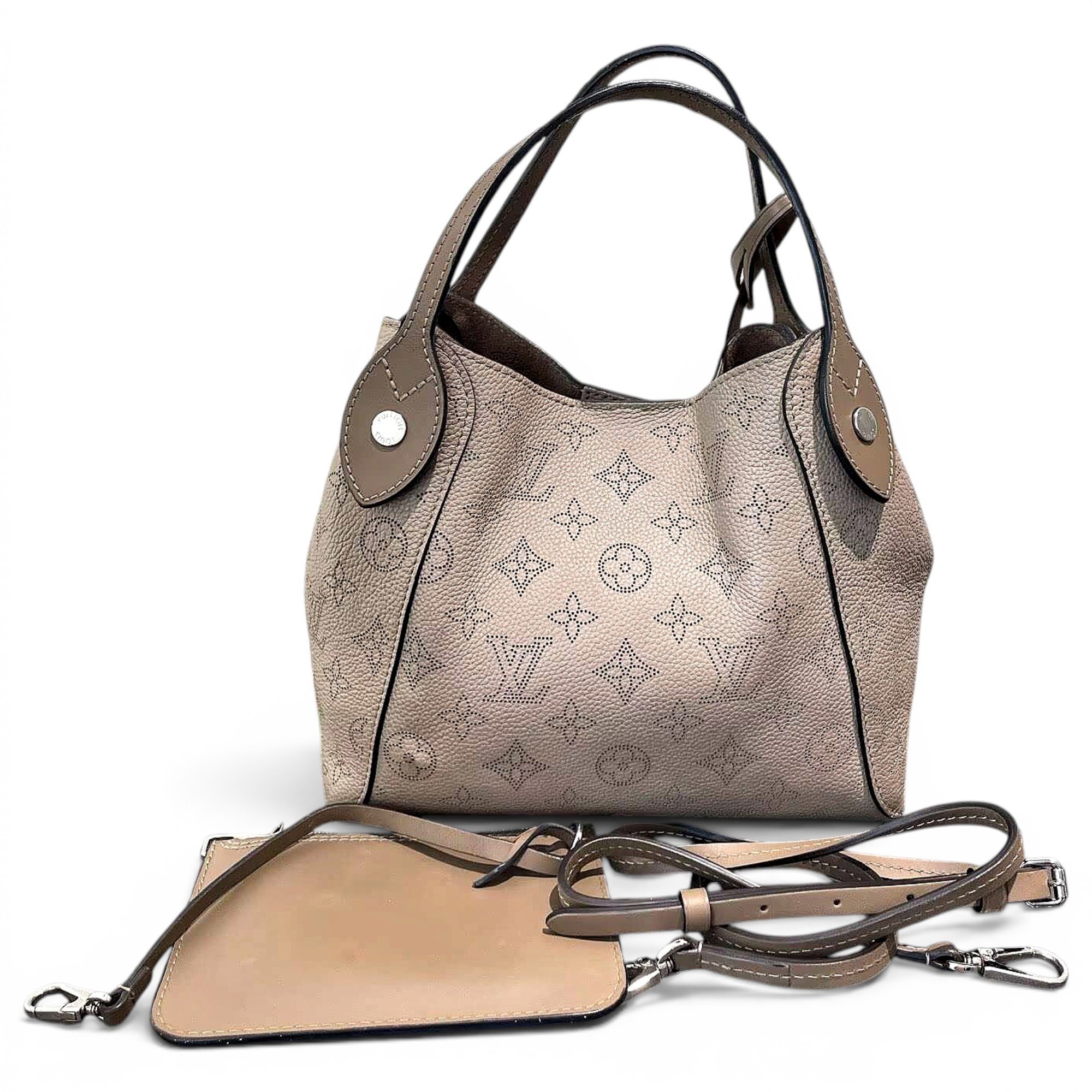 Louis Vuitton Hina leather handbag