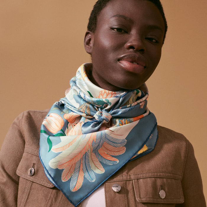 Precious Paradise Scarf 90