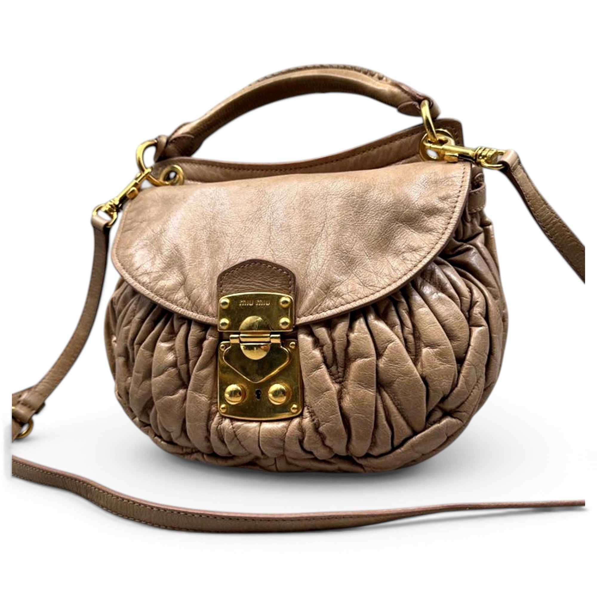 Matelassé leather handbag