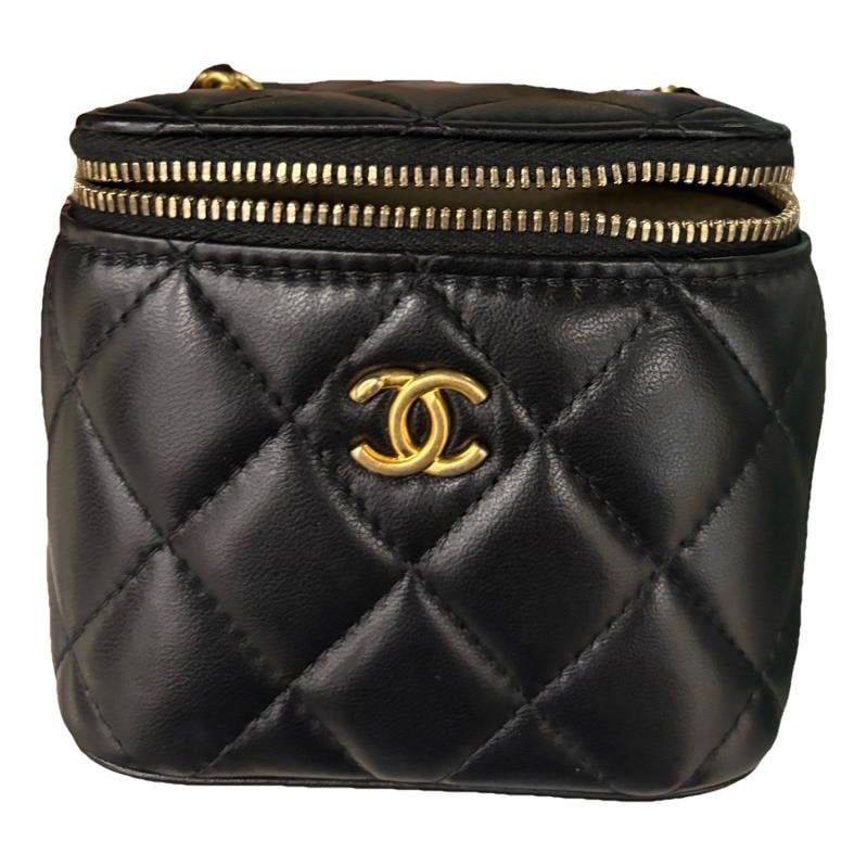 Vanity leather handbag