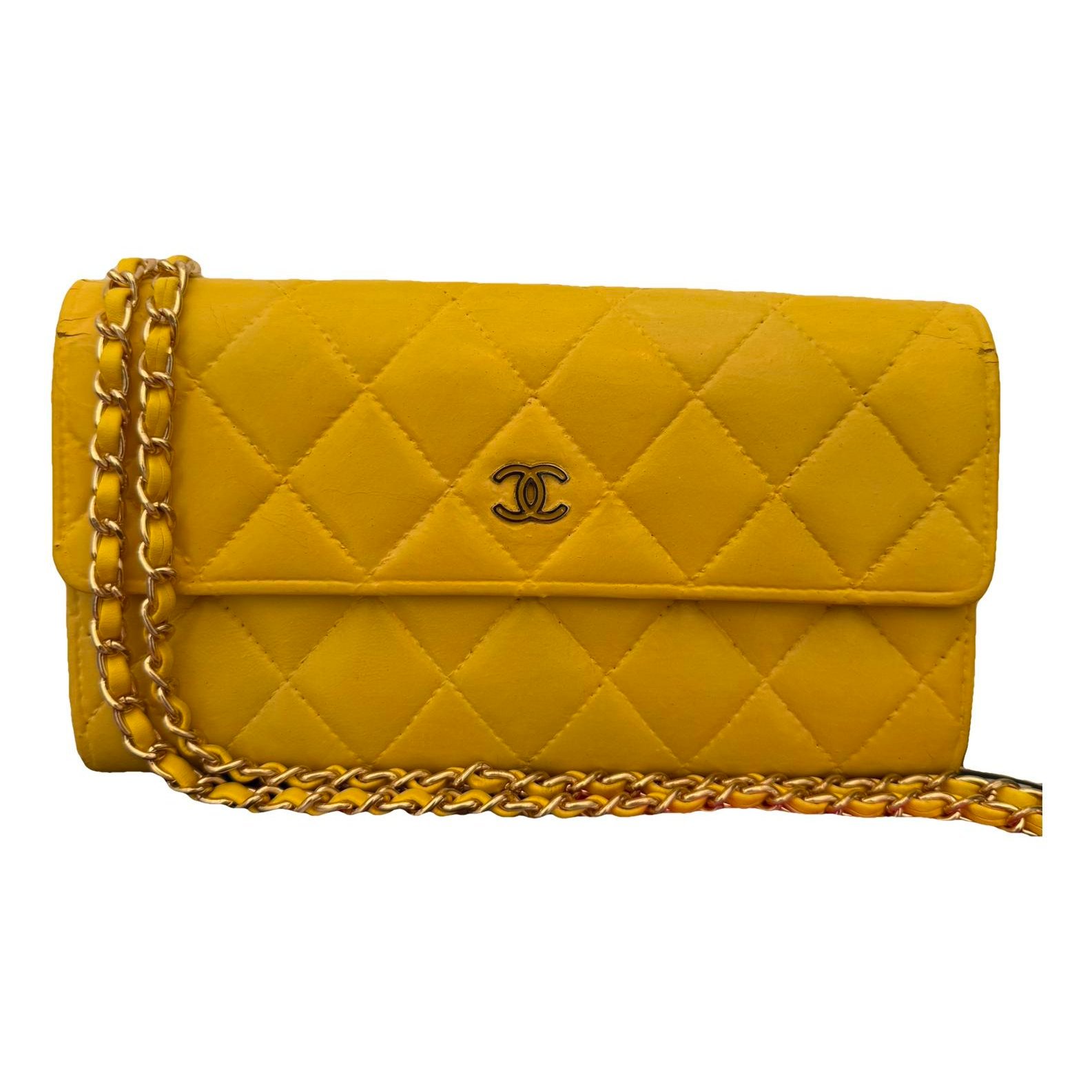 Wallet On Chain Timeless/Classique leather crossbody bag