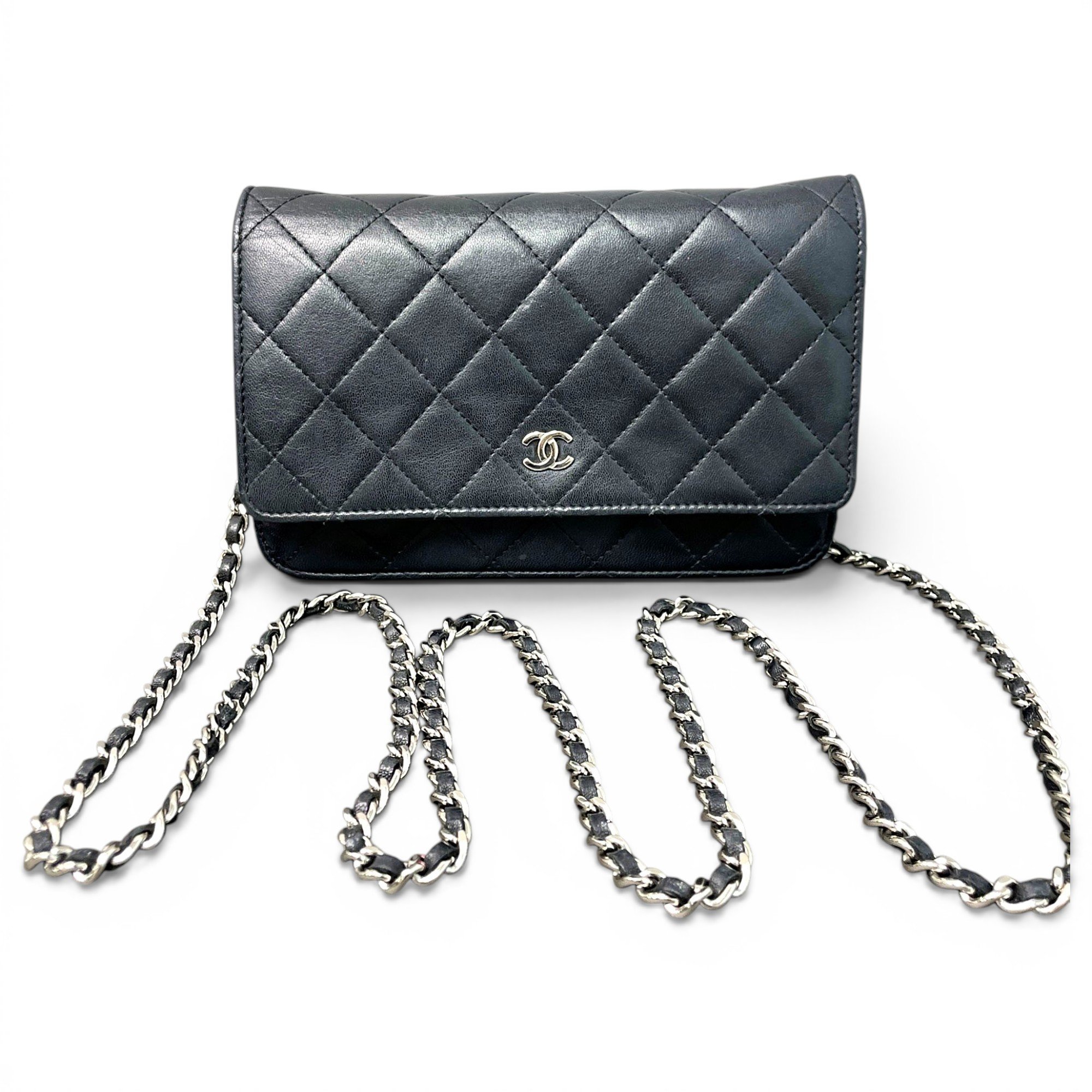 Wallet On Chain Timeless/Classique leather crossbody bag