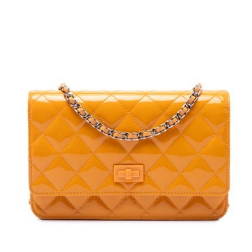 Quilted Patent Reissue 2.55 Wallet On Chain