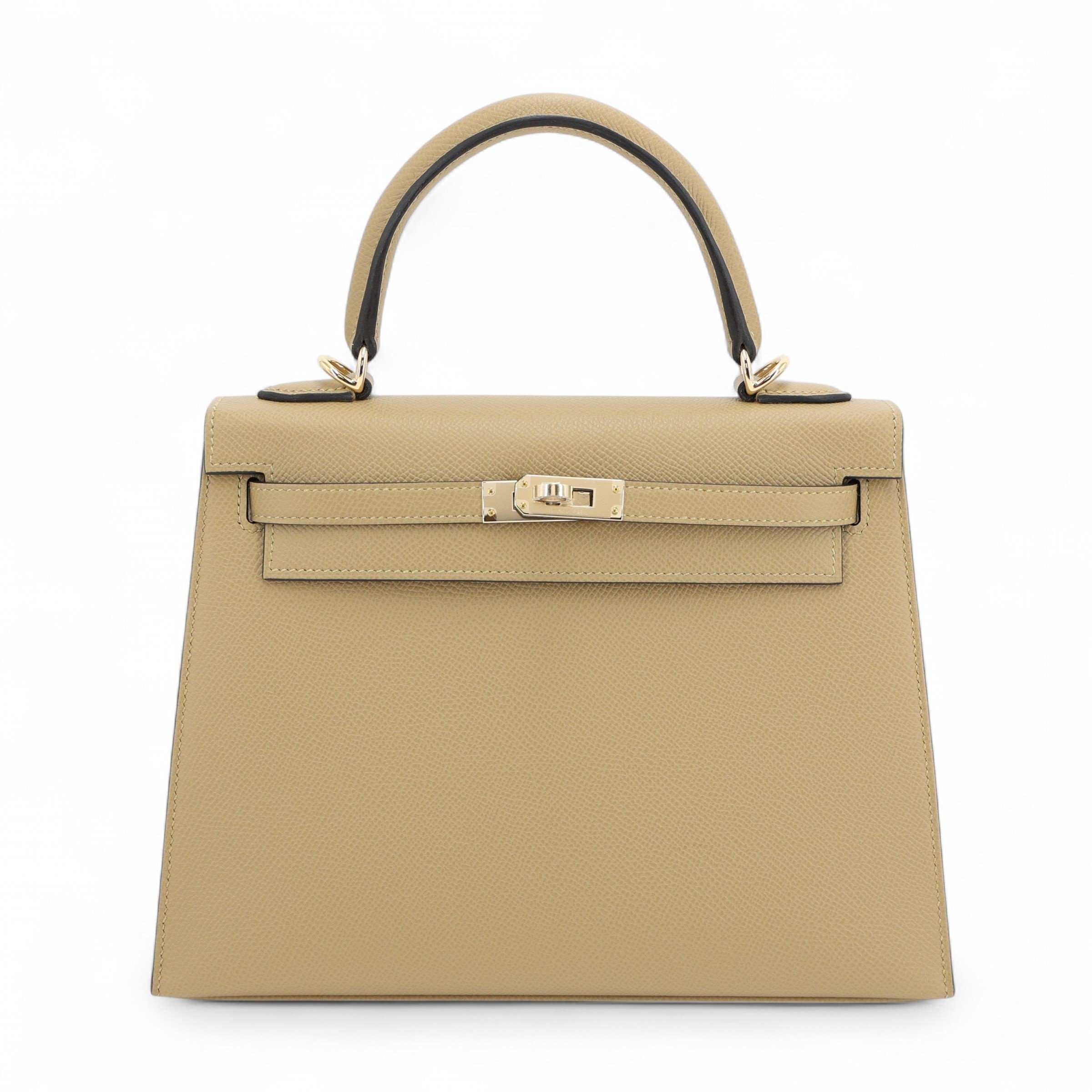 Brand New ( Rank N ) HERMÈS Kelly 25 Sellier Poussiere (1C) Epsom Permabrass hardware K (2025)