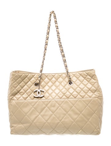 Large In The Business Tote