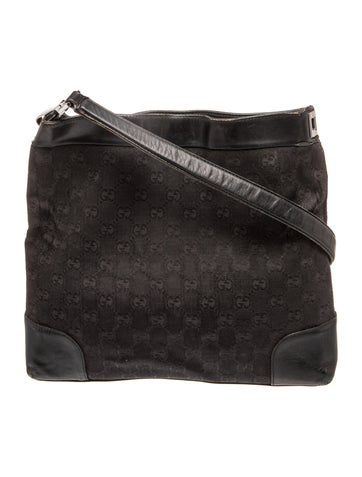 GG Canvas Shoulder Bag