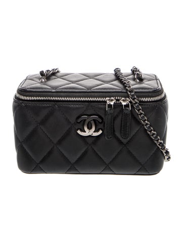 Small Quilted Vanity w/ Chain