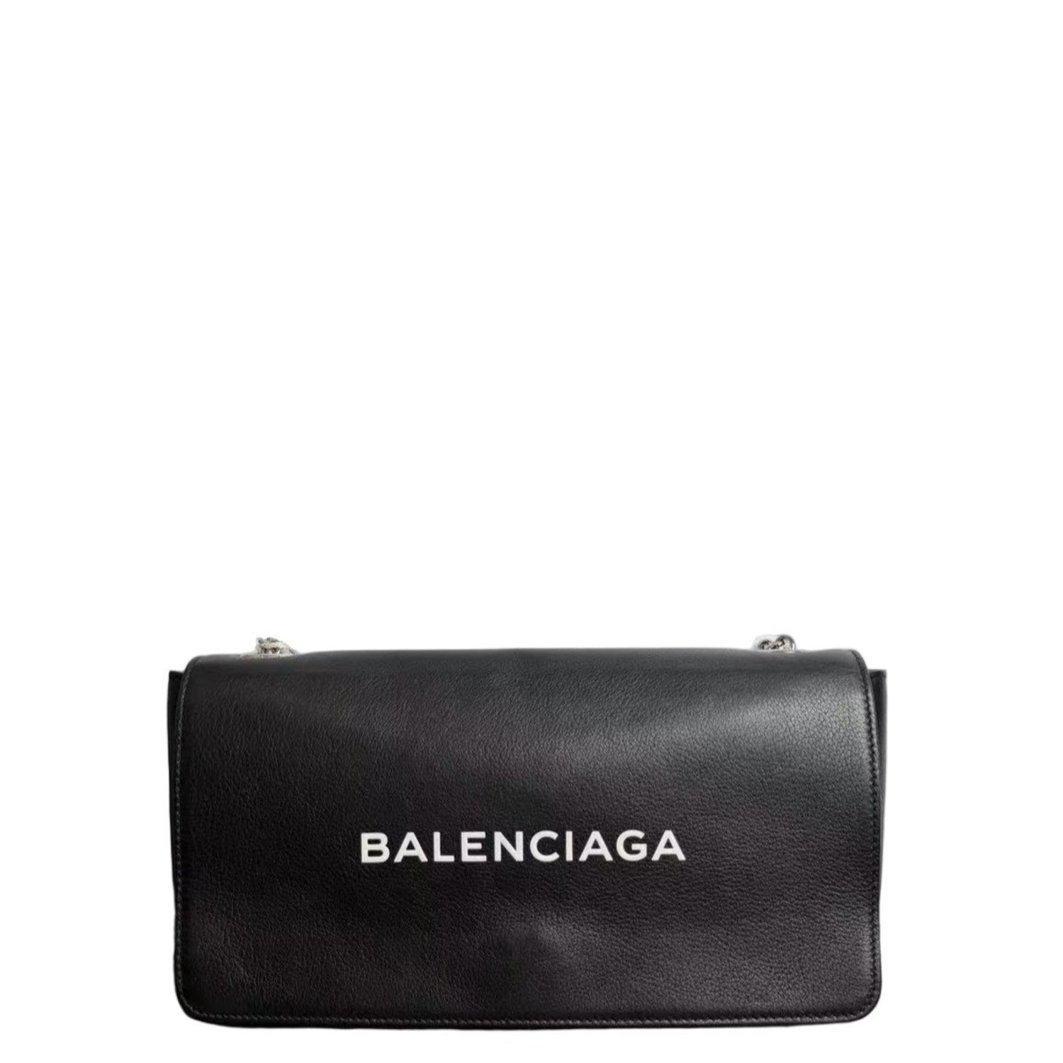 Calfskin Everyday Wallet On Chain Small