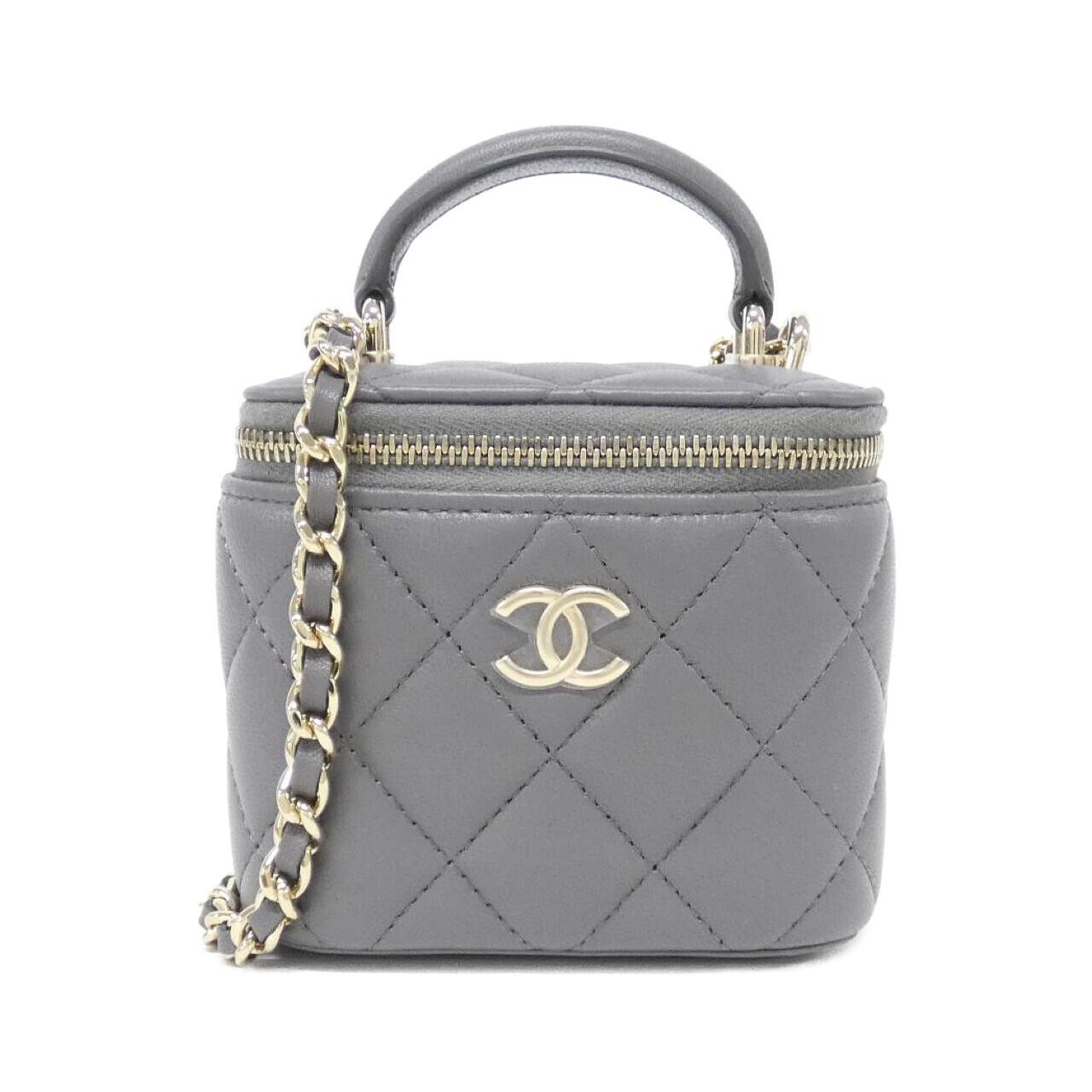Chanel AP2198 bag