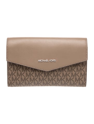 Michael Kors Clutch