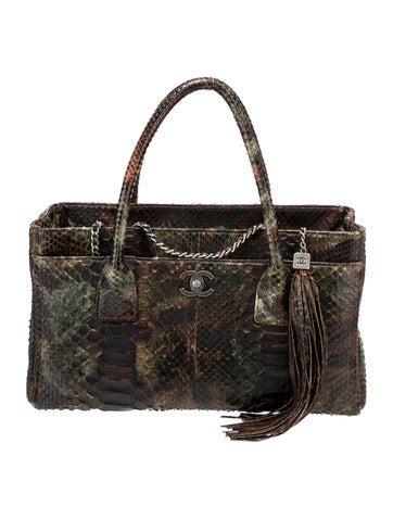 Python Executive Tote