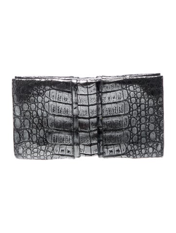 Crocodile Clutch