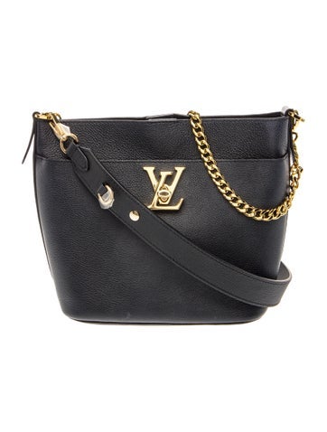 Monogram Giant Lockme