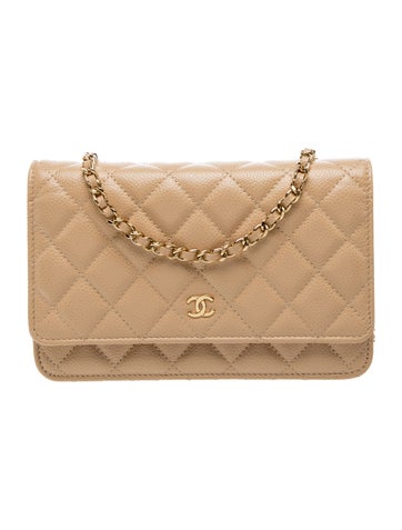 Classic Quilted Wallet On Chain