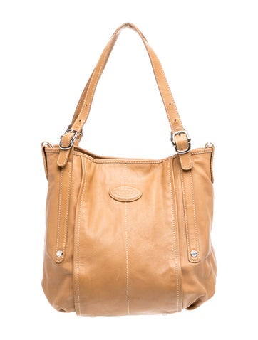 Tod's Signature Shoulder Bag