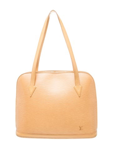 Epi Leather Lussac