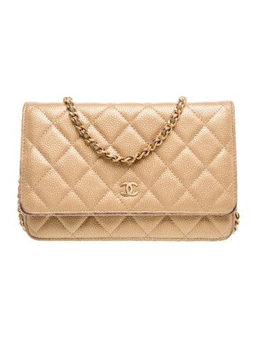 Classic Quilted Wallet On Chain
