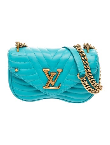 Louis Vuitton Leather New Wave Chain Bag MM