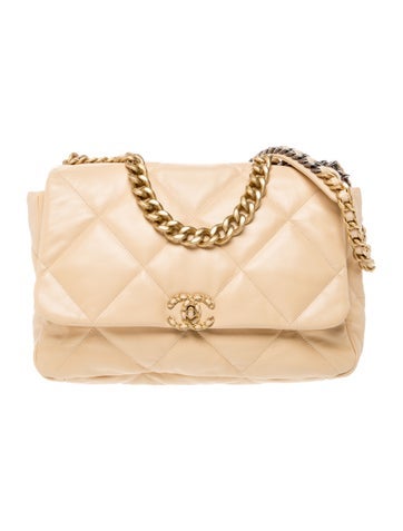 Maxi 19 Flap Bag