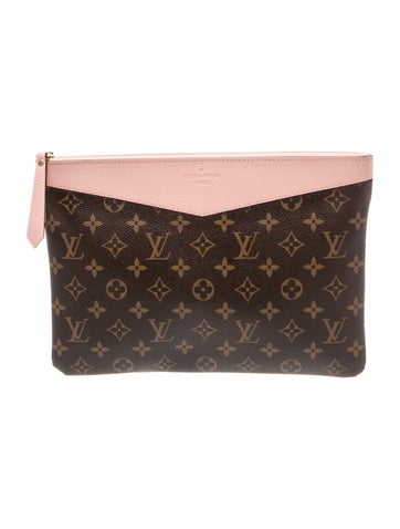 Monogram Daily
