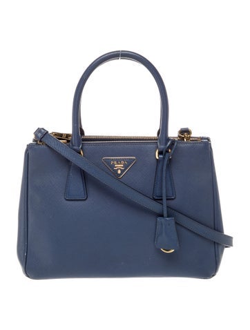 Saffiano Leather Galleria Double Zip Small