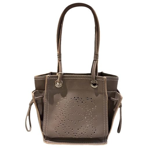 Leather handbag