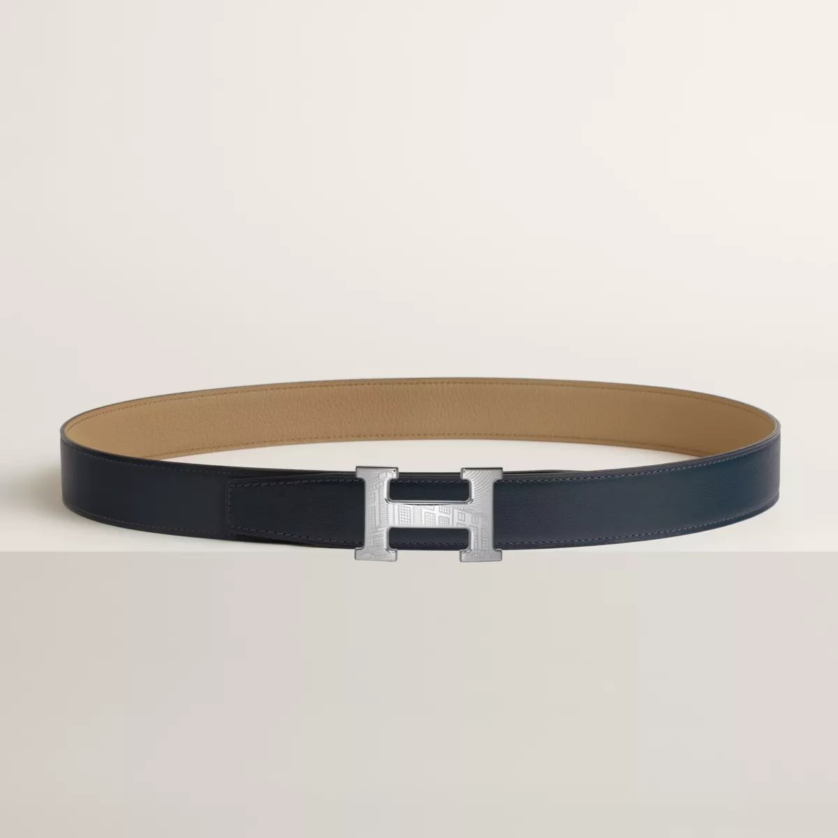 5382 Faubourg belt buckle & Reversible leather strap 32 mm