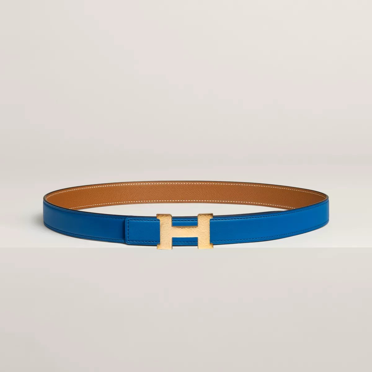 Mini Constance Martelee belt buckle & Reversible leather strap 24 mm