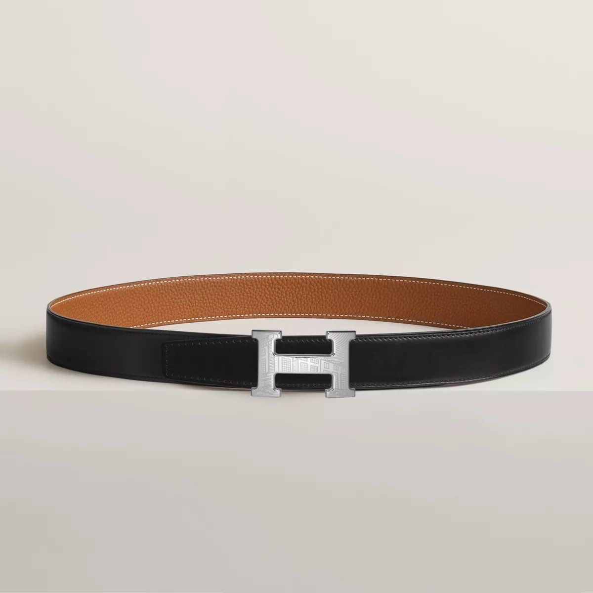5382 Faubourg belt buckle & Reversible leather strap 32 mm