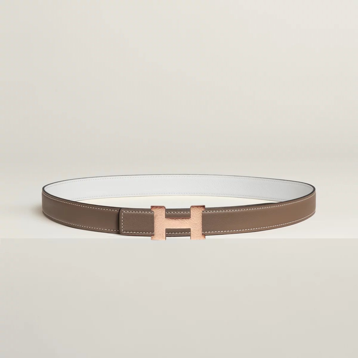Mini Constance Martelee belt buckle & Reversible leather strap 24 mm