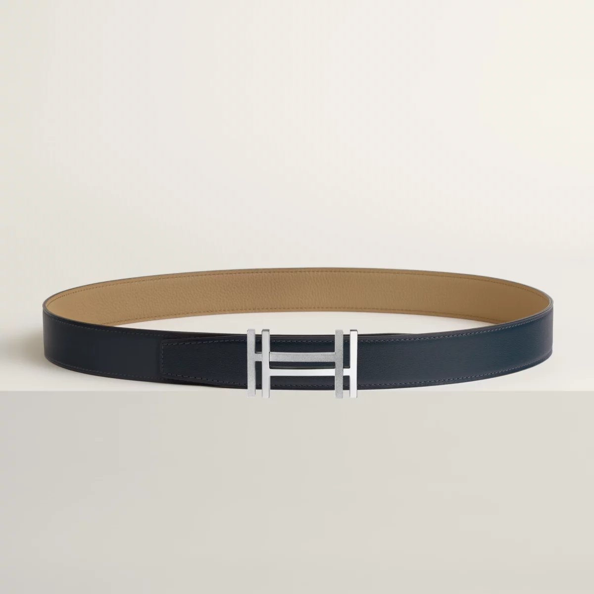 H au Carre belt buckle & Reversible leather strap 32 mm