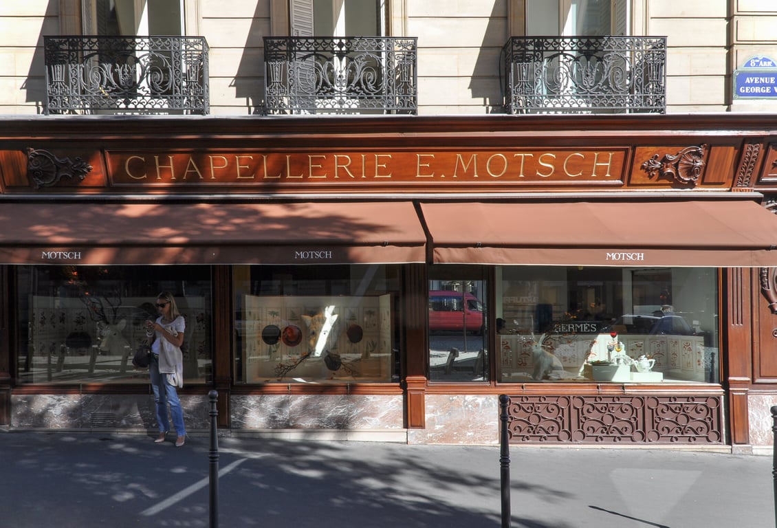 Hermès store at 42 Avenue George V, Paris, showing the historic mahogany façade