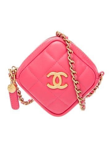 Mini Diamond CC Clutch w/ Chain