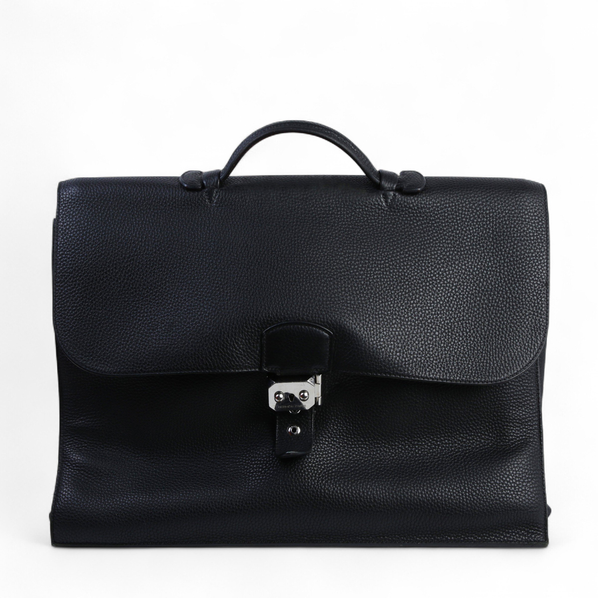 Hermes Good ( Rank AB)  HERMÈS  Sac a Depeches 38 Noir (89) Togo Palladium hardware Unidentified