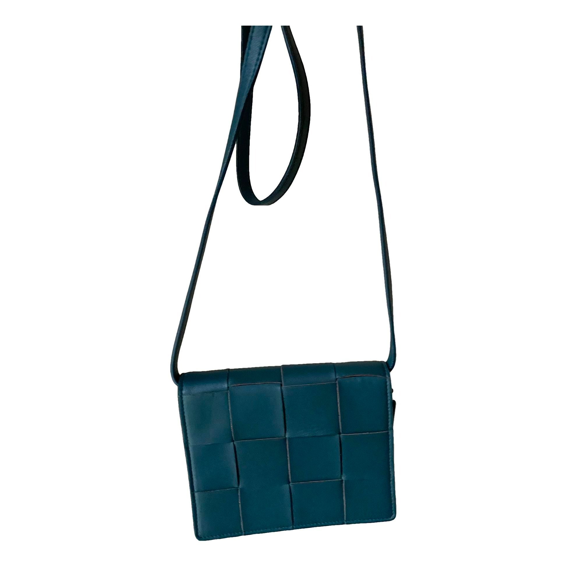 Cassette leather crossbody bag