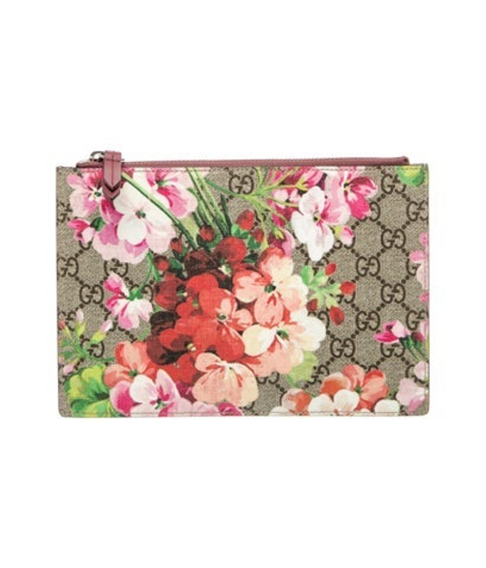 Gucci Gg Supreme Clutch