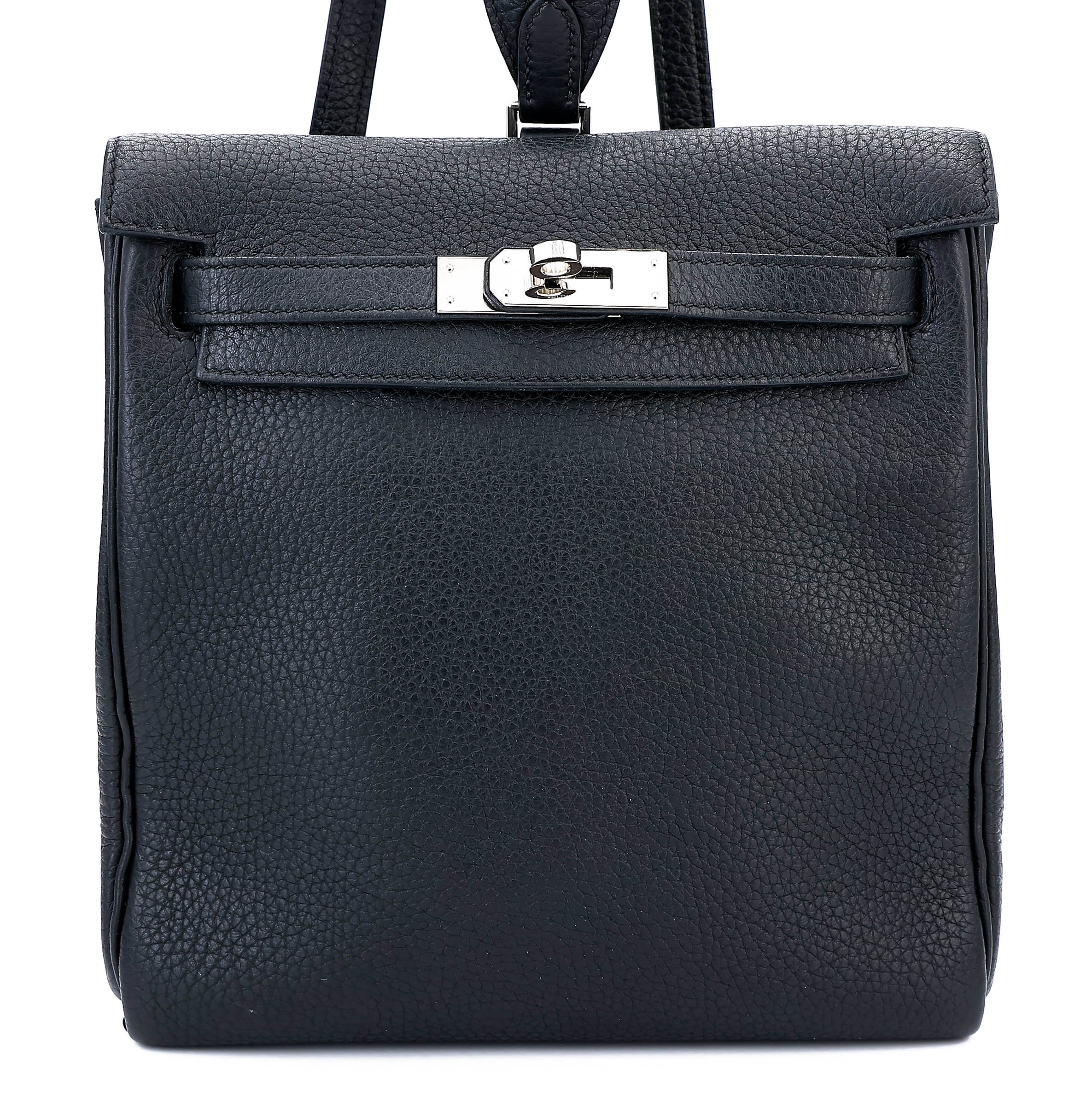 Very Good ( Rank A) HERMÈS Kelly Ado PM Noir (89) Clemence Palladium hardware C (2018)