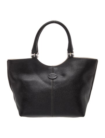 Tod's Leather Shoulder Bag