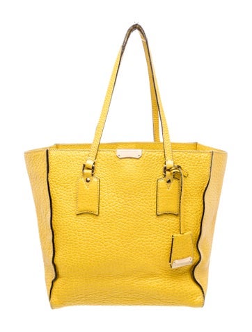 Burberry Leather Woodbury Tote Medium