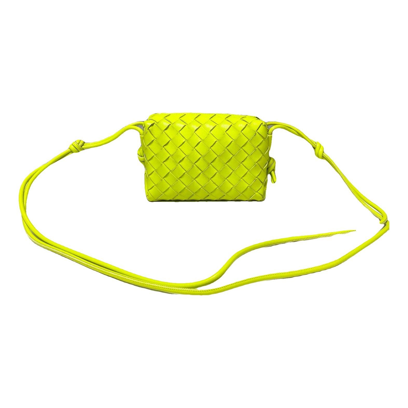 Loop leather handbag