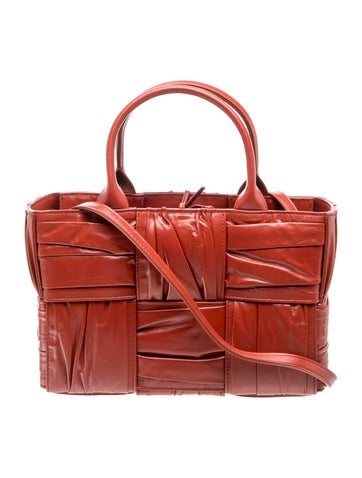 Bottega Veneta Intrecciato Arco Mini