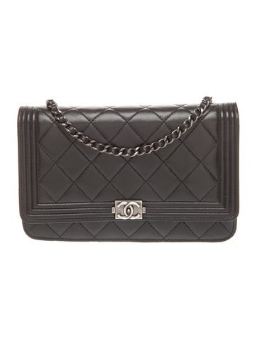 Boy Wallet On Chain