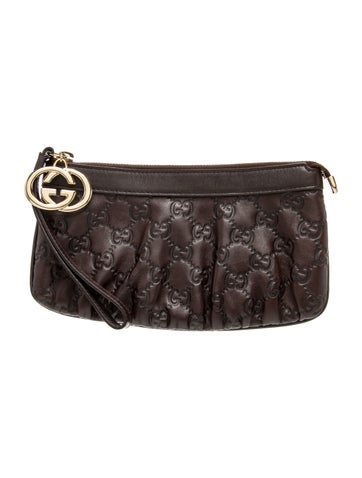 Interlocking G Clutch