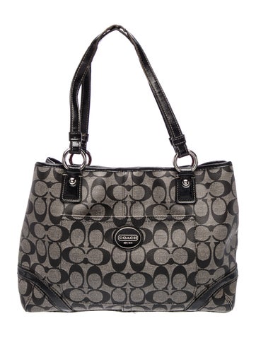 Coach Signature Shoulder Bag