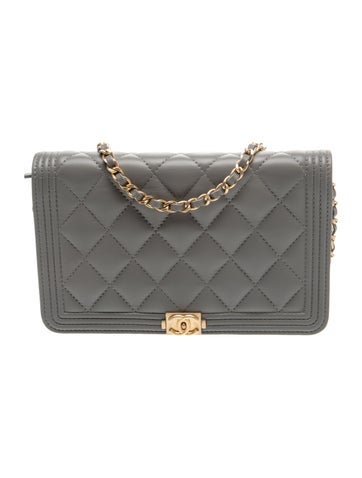 Boy Wallet On Chain