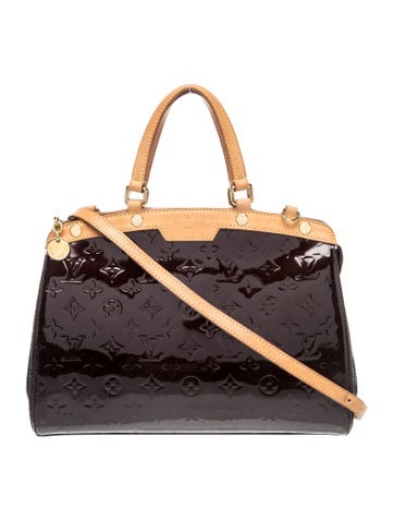 Monogram Vernis Brea MM