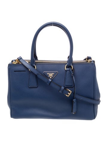 Saffiano Leather Galleria Double Zip Small